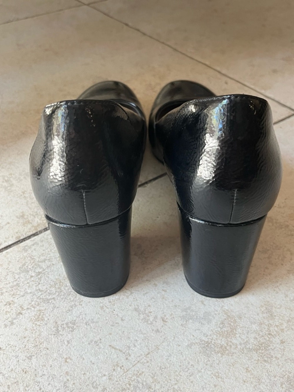 Classic Black Women's Block Heel Pumps Size 9 Black patten - Picture 5 of 11